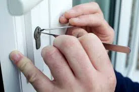 Royal Locksmith Store Austin, TX 512-546-7215 - emergency-lockout